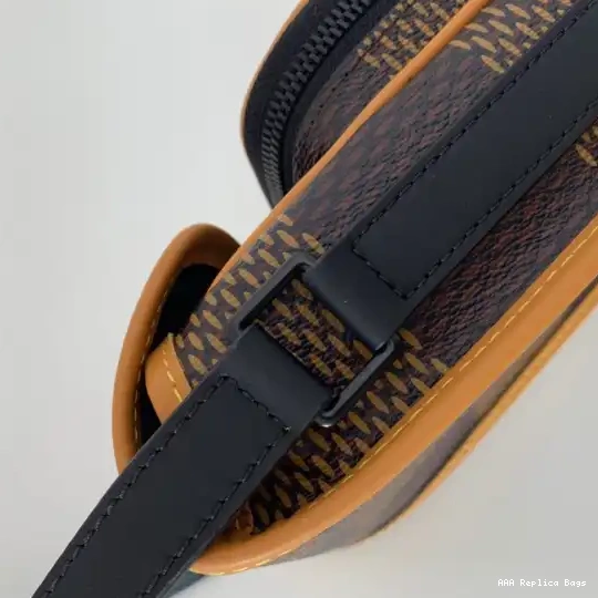 Aaa replica ru MESSENGER AMAZONE VUITTON LOUIS NANO 0620